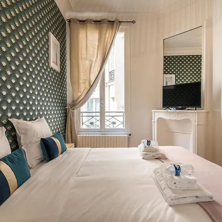 3br - 10p - Passy - Eiffel Tower